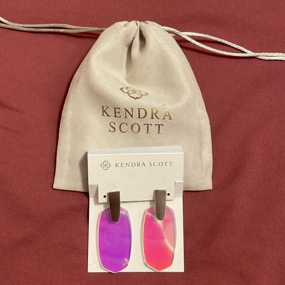 Brand new Kendra Scott Aragon Silver Dichroic Glass Earrings